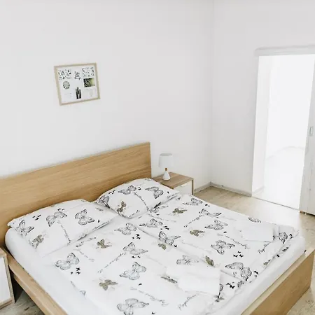 Spaleny Mlyn V Narodnim Parku Podyji בית הארחה זנוימו